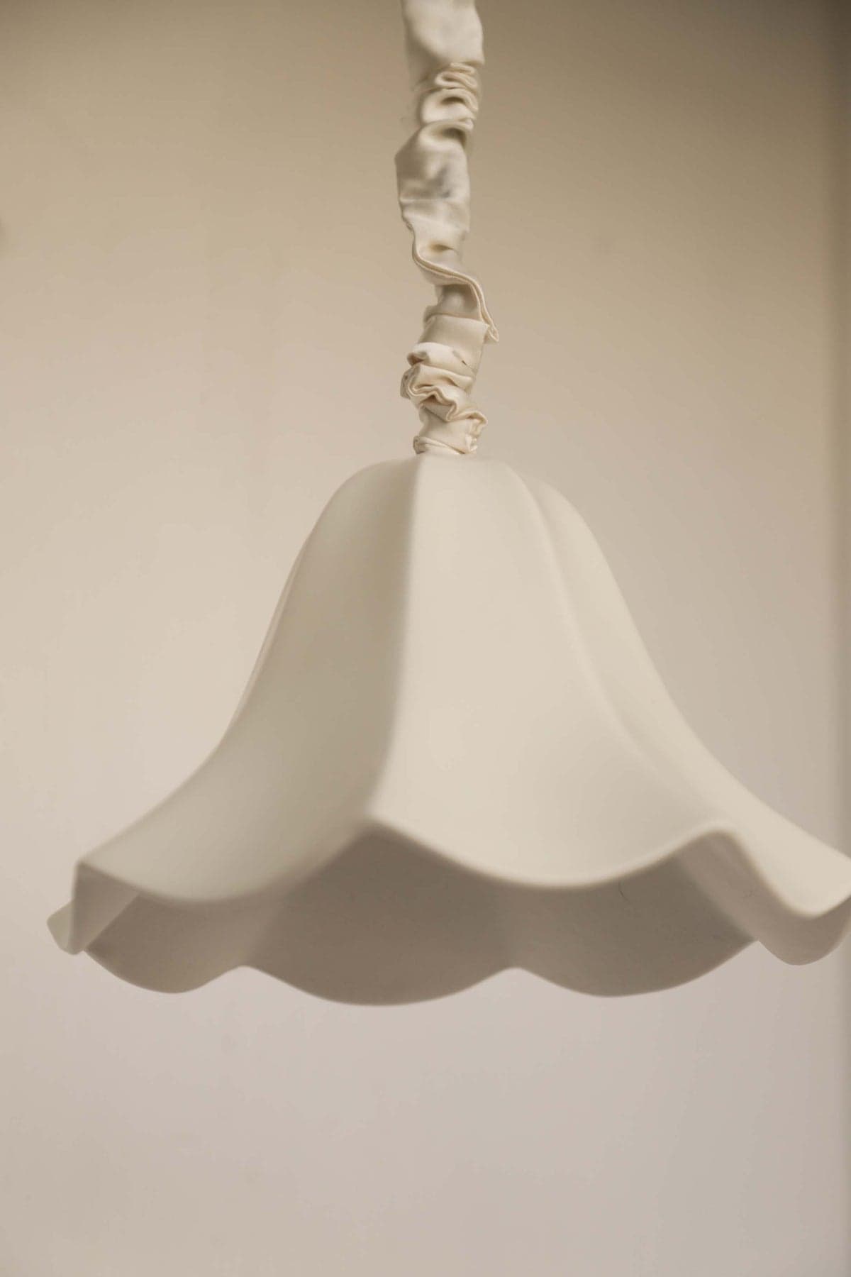 Jean Pendant in Cloud -cloud